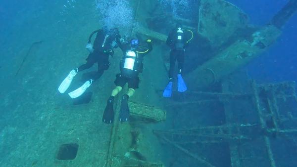 Sub-Aqua divers using equipment funded by the Central Fund