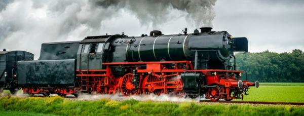 A black and red steam engine
