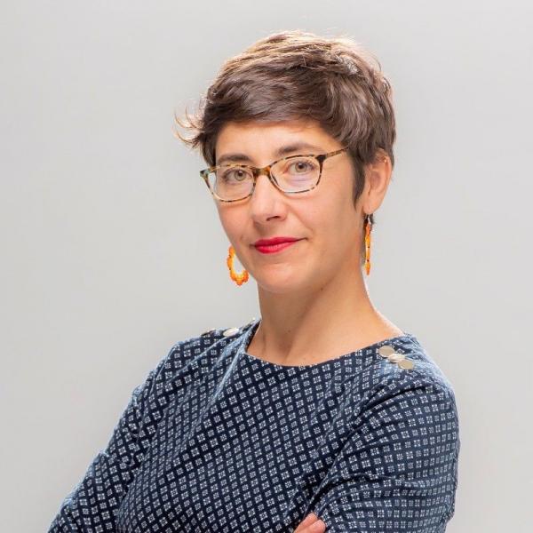 Professor Elvria Perez Vallejos